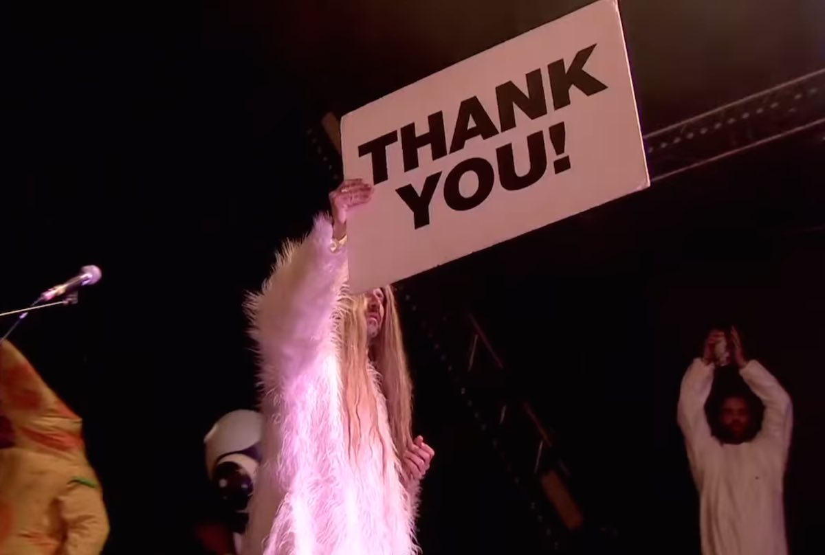 Watch Super Furry Animals at Glastonbury 2015